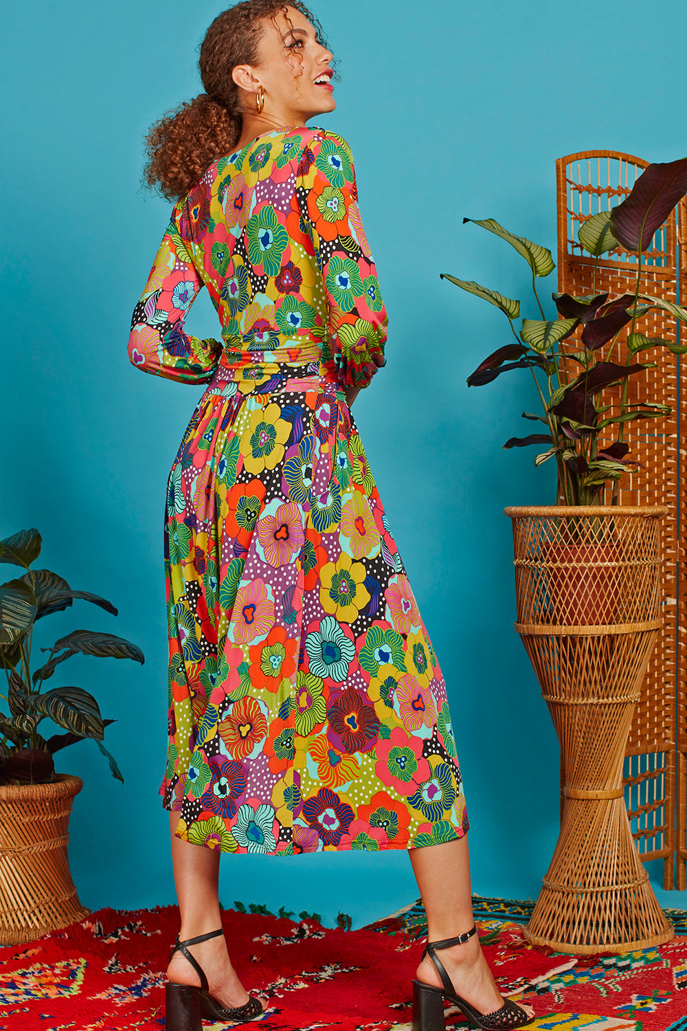 Onjenu SHARON Midi Dress Sky Flower Multi